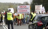 Mieszkańcy Baryczki, Niebylca i Lutczy blokowali DK 19 w trzech miejscach. Domagają się budowy chodników