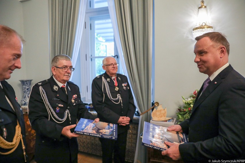 Zachodniopomorscy strażacy u prezydenta RP. Rozmawiali o ochronie  przeciwpożarowej