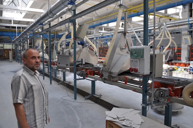 Plotkom o problemach nowoczesnej fabryki Valdi Ceramica w Staporkowie zaprzecza zarząd firmy.