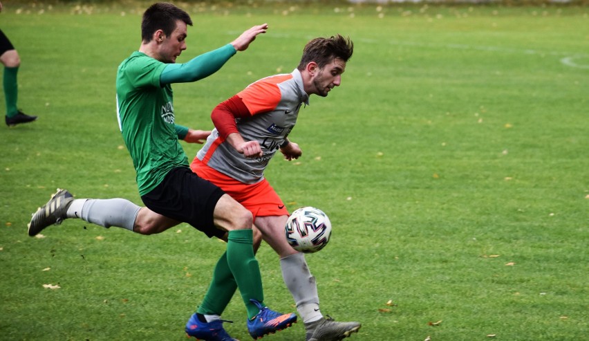 V liga piłkarska, Wadowice: Górnik Brzeszcze - Kalwarianka...