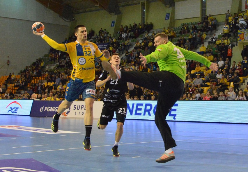 PGNiG Superliga. PGE VIVE Kielce w dziesięciu zdemolowało Gwardię Opole [VIDEO, ZDJĘCIA]