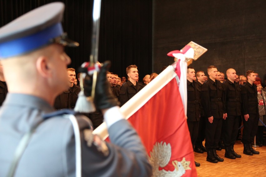 Kraków. Małopolska policja wzbogaciła się o 93 funkcjonariuszy