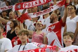 Polska pokonała Bośnię i Hercegowinę w finale w Gliwicach! ZDJĘCIA KIBICÓW Fani w Arenie Gliwice cieszyli się z sukcesu polskich koszykarzy