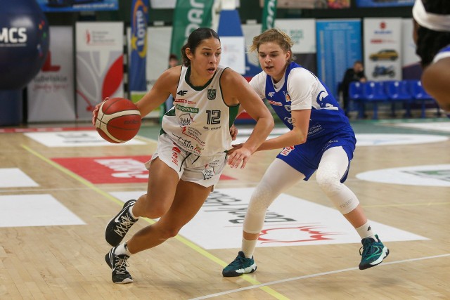 (Mistrzynie Polski z Lublina w trzynastym meczu Orlen Basket Ligi Kobiet odniosły ósme zwycięstwo. Kolejkę zakończą prawdopodobnie na piątym miejscu w tabeli)