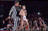 Liam Hemsworth nie przyszedł z Miley Cyrus na VMA