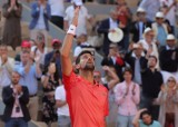 22-krotny mistrz Wielkiego Szlema Novak Djokovic poirytowany po meczu trzeciej rundy French Open. W kolejnej zmierzy się z rewelacją RG