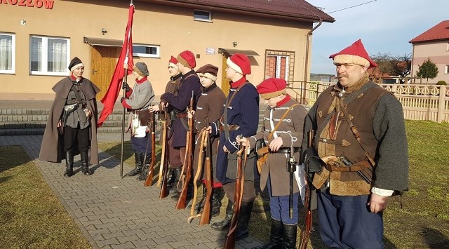 Uroczystości ku pamięci rotmistrza powstania styczniowego, Zygmunta Napoleona Rzewuskiego w Kozłowie.