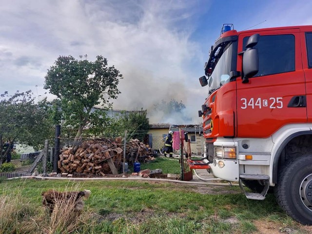 Do pożaru domów w miejscowości Skąpe w gminie Chełmża doszło 8 września 2022 r.