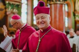 Wywiad z nowym biskupem sosnowieckim Arturem Ważnym. Co sądzi o skandalach w Kościele i jakie decyzje podejmie na początku urzędowania?