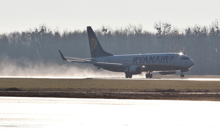 Samolot Ryanair z Londynu do Gdańska awaryjnie lądował w...