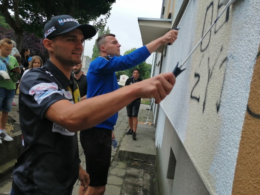 W poniedziałek 15 lipca o godz. 13.00 Bartosz Zmarzlik,...