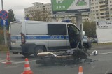 Wypadek na skrzyżowaniu ulic Chartowo i Piaśnickiej. Samochód zderzył się z motocyklem 