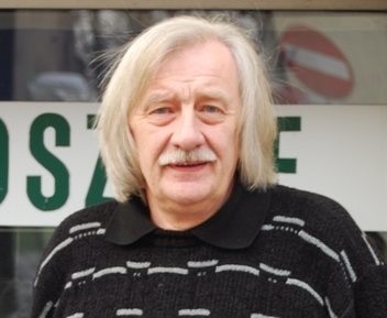 Lech Bekulard, nowosolanin 56 lat, przedsiębiorca prowadzący od lat sklep z odzieżą. Fan muzyki, z której jak mówi się nigdy nie wyrasta. Organizator koncertów i festiwali bluesowych, spełnia się również jako menadżer lokalnych zespołów muzycznych.