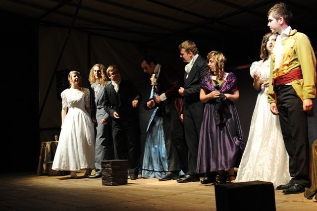 W kategorii młodzieżowej Złotego Gargulca otrzymał Teatr "Łups!&#8221; z Piaseczna za spektakl "Chopin bez cenzury&#8221;.