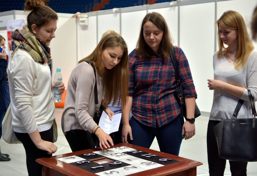 Studenci szukali pracy i praktyk na Dniach Kariery AIESEC (ZDJĘCIA)