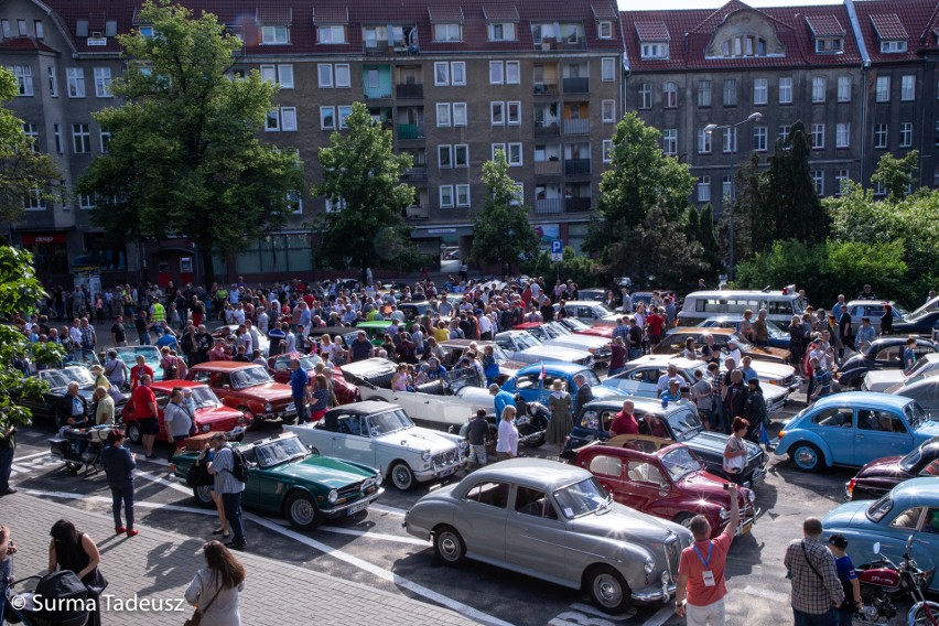 Parada Elegancji na pl. Wolności.