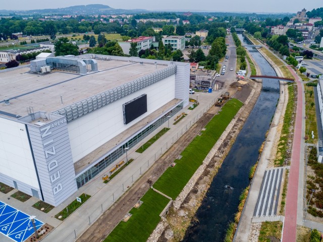 Tak prezentuje się nowa Będzin Arena. Wnętrze hali wszyscy zobaczymy wkrótce Zobacz kolejne zdjęcia/plansze. Przesuwaj zdjęcia w prawo - naciśnij strzałkę lub przycisk NASTĘPNE