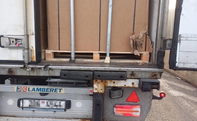 Na podejrzaną ciężarówkę natrafili funkcjonariusze Krajowej Administracji Skarbowej