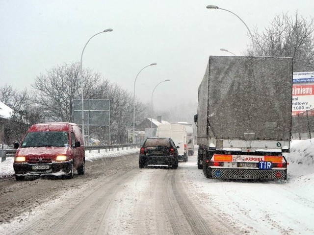 Na podkarpackich drogach panują coraz gorsze warunki