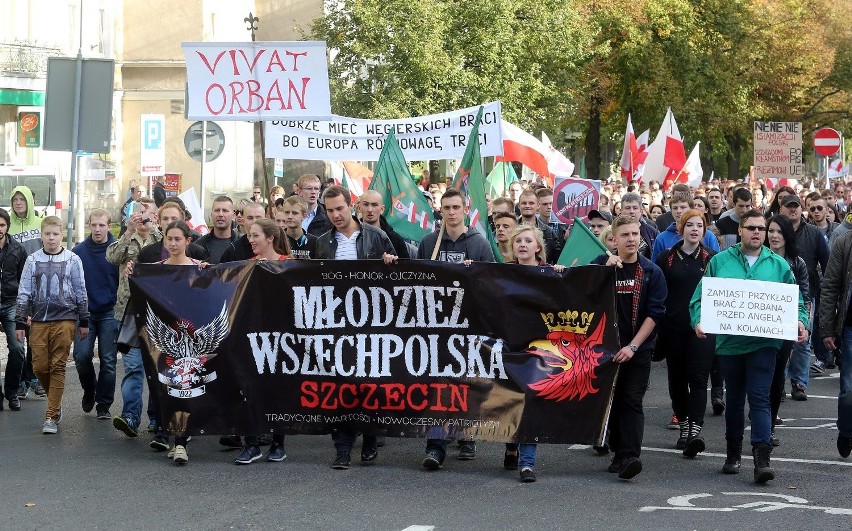 "Szczecin wolny od islamu". Protest przeciw imigrantom [wideo]