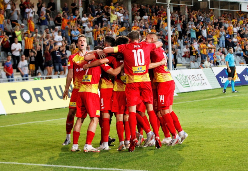 W piątek Korona Kielce wygrała 2:0 mecz pierwszej kolejki...