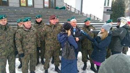 Konferencja prasowa przed piknikiem militarnym Bezpieczna PL