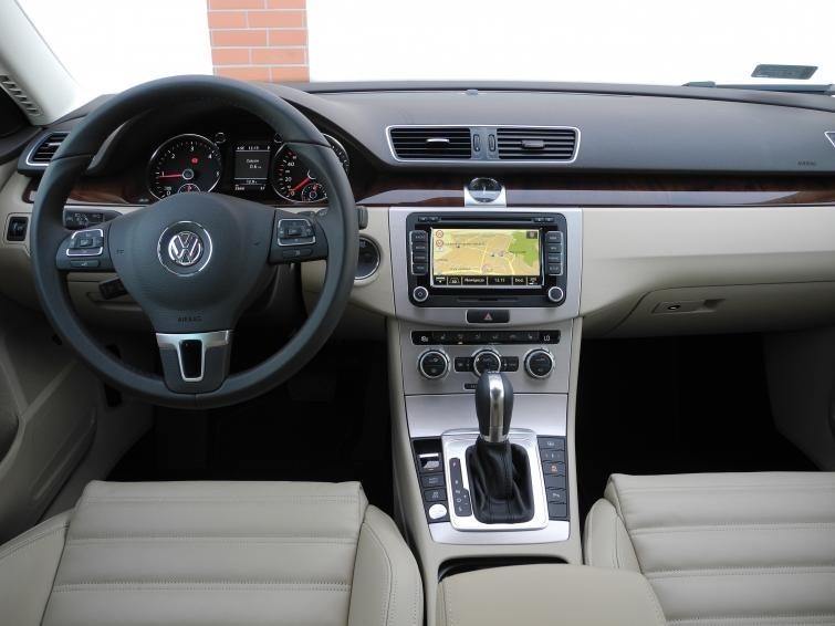 Testujemy: Volkswagen Passat 2.0 TDI 177 KM - pewniak w...