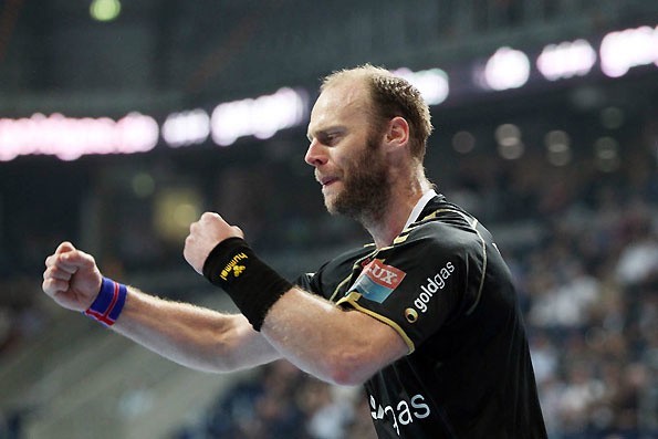Ólafur Stefánsson rzucił 6 bramek w rewanżowym meczu 1/8, "Lwy" awansowały do ćwierćfinału.