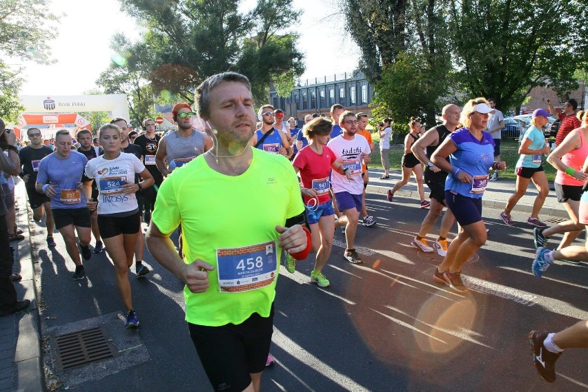 Bieg Fabrykanta 2016. 10 kilometrów szlakiem fabrykanckiej Łodzi [ZDJĘCIA]