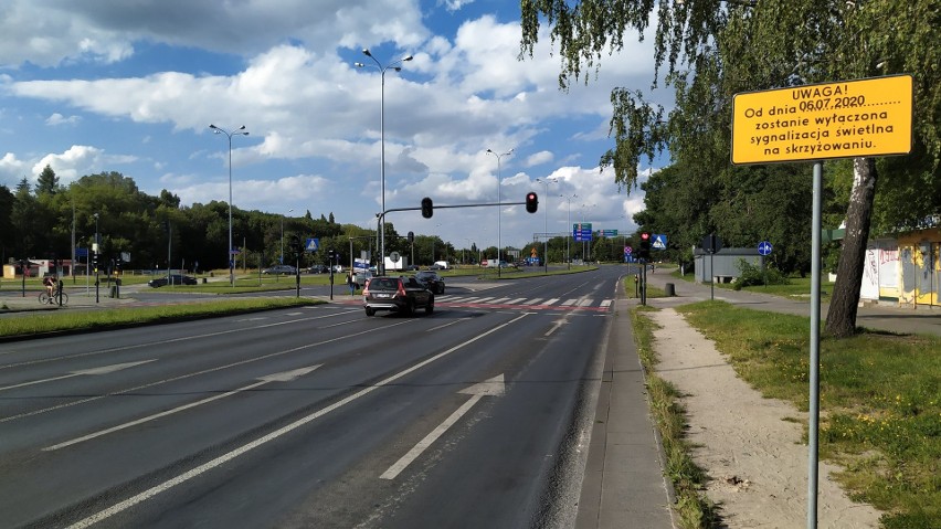 Wyłączona sygnalizacja na skrzyżowaniu Wojska Polskiego/Palki i Strykowskiej. Utrudnienia