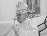 Arcybiskup Stanisław Nowak nie żyje. Zmarł w Częstochowie podczas mszy. Miał 86 lat