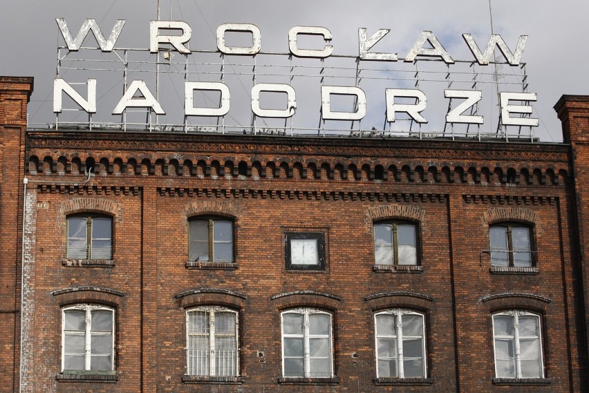 Kto kupi dworzec Wrocław Nadodrze? Dowiemy się pod koniec...