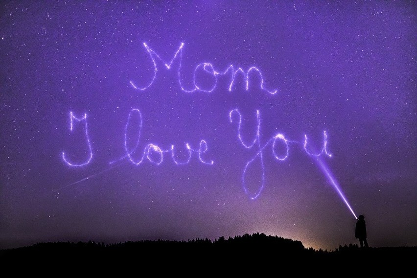 Wzruszające, miłe i śmieszne życzenia na Dzień Matki 2018