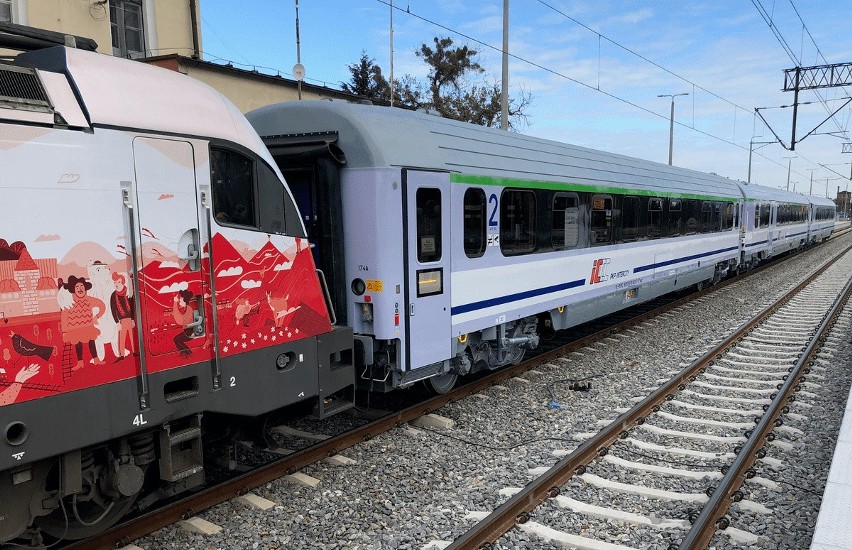 Najnowsze wagony PKP Intercity w pociągach z Wrocławia (ZOBACZ)