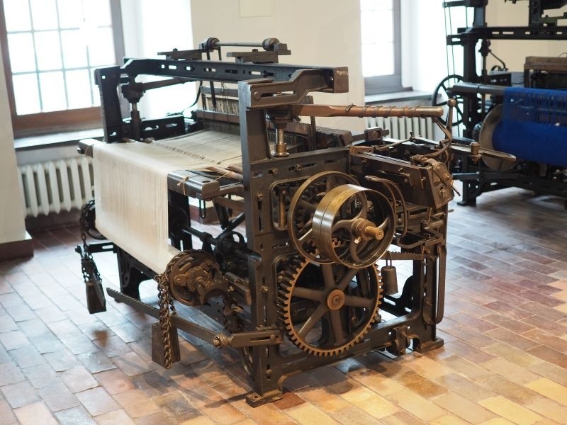 Najstarsze krosno z fabryki Poznańskiego to tylko jeden z 400 eksponatów, które pokaże na ekspozycji łódzkie muzeum włókiennictwa