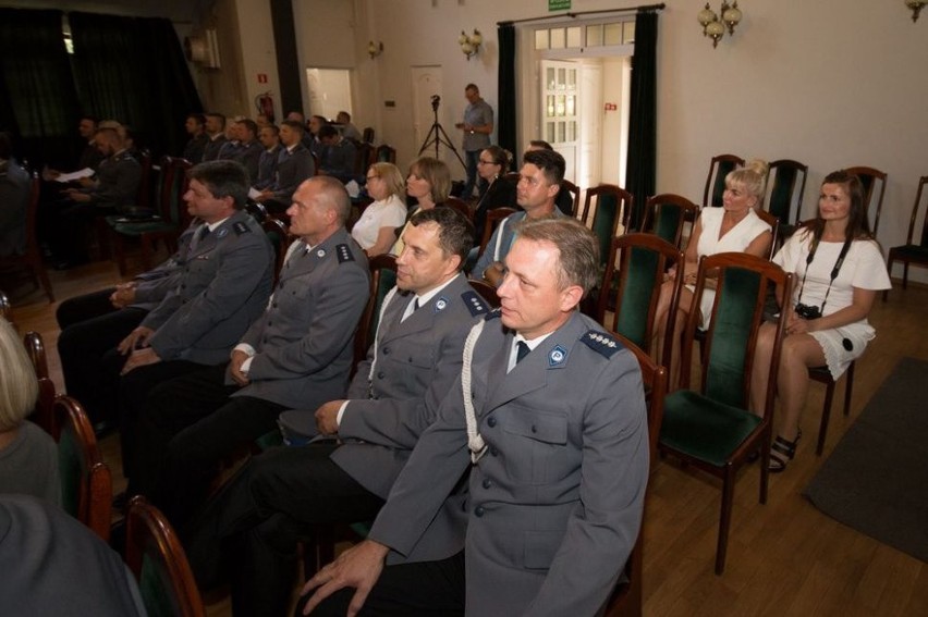 Święto Policji w Jastrzębiu: Awansowali 64 policjantów