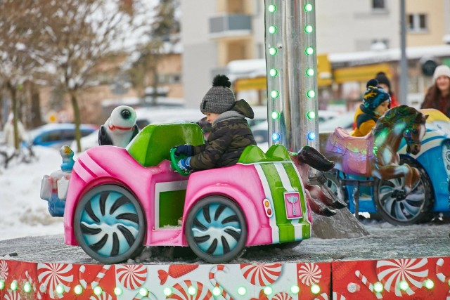 Jedną z atrakcji jarmarku bożonarodzeniowego w Nowej Dębie będzie bezpłatna karuzela