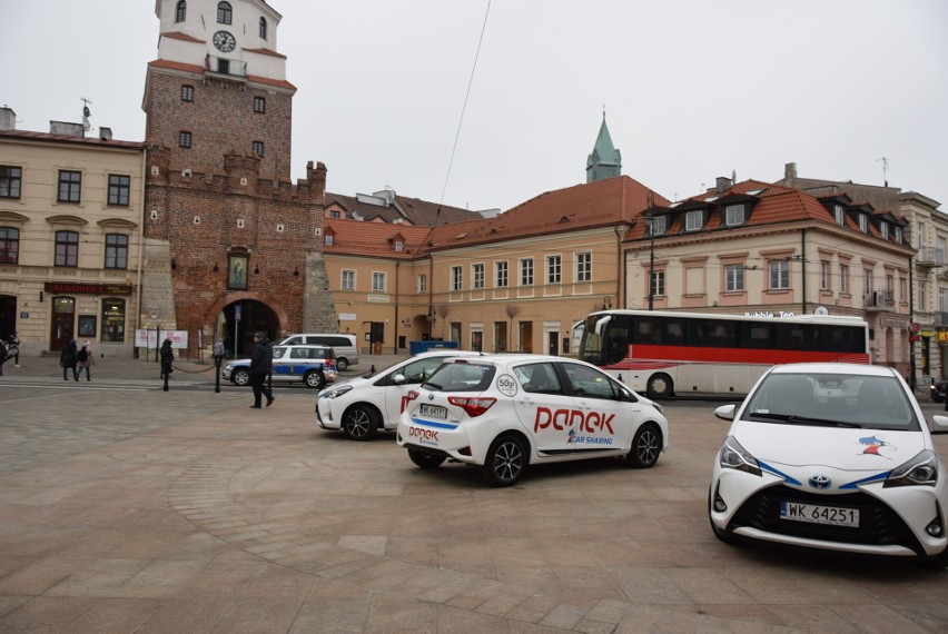 Hybrydowe samochody można wynajmować na minuty. Nowa usługa w Lublinie