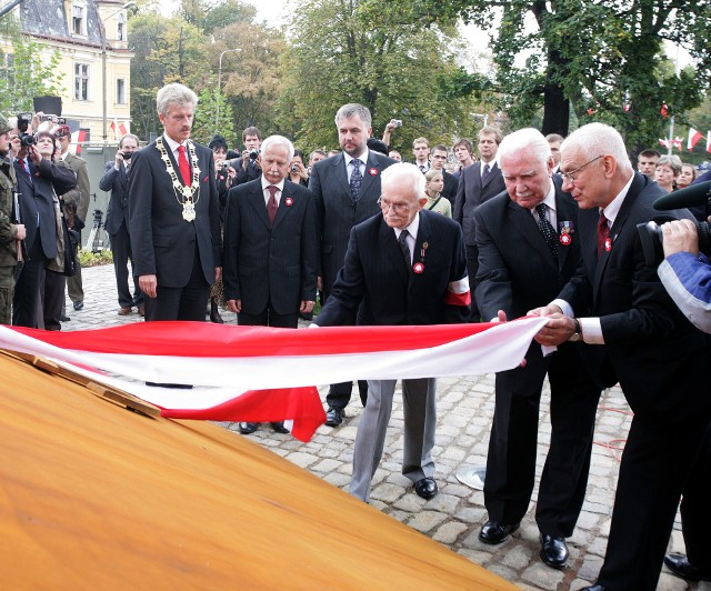 Odsłonięcie Pomnika Polskiego Państwa Podziemnego i Armii Krajowej