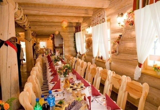 Podczas świątecznego kiermaszu w Korbowej Kolibie w Sukowie kolo Kielc znani i lubiani z regionu świętokrzyskiego będą gotować na żywo.