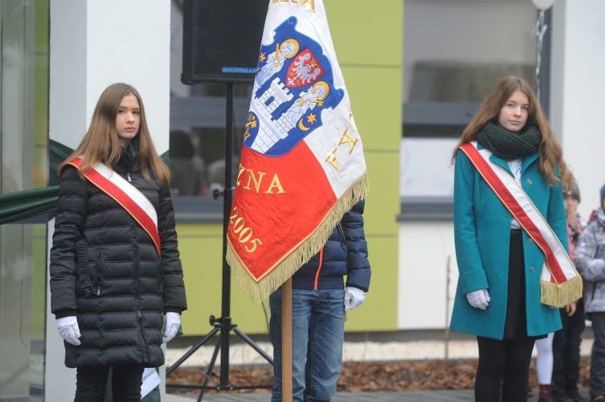 Uczniowie "Dębinki" uczą się już w nowym budynku