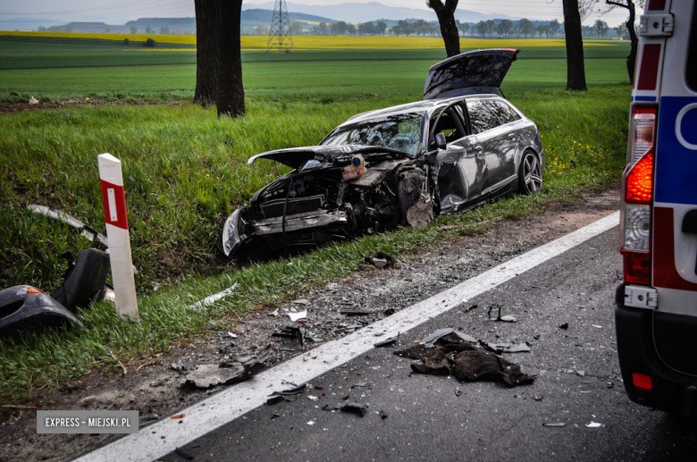 Groźny wypadek na drodze Wrocław – Kłodzko [ZDJĘCIA]