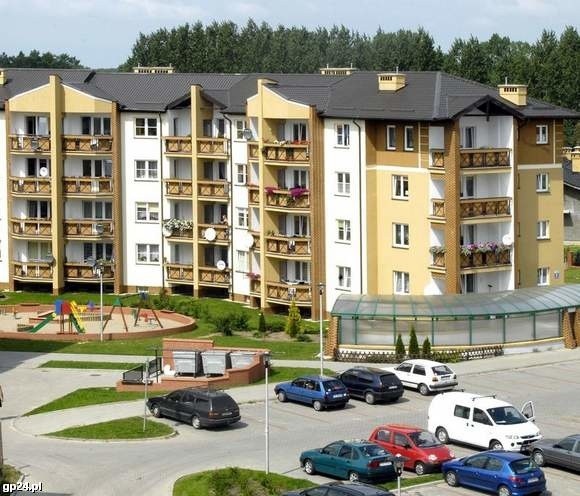 W systemie budownictwa społecznego zbudowano już ponad 92 tysiące mieszkań. Na zdjęciu: blok TBS przy ul. Szafranka w Słupsku.