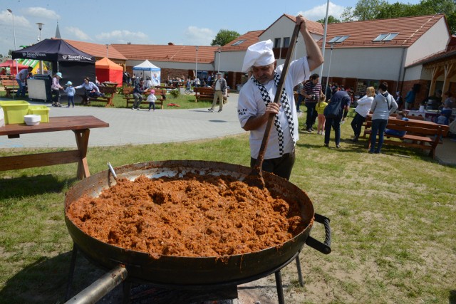 Na wielkiej patelni zostanie przyrządzony gulasz lubuski