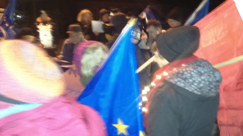 Lubieszyn. 10 lat Europy bez granic! Kilkadziesiąt osób spotkało się na dawnym przejściu granicznym