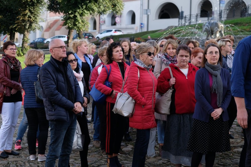 Pielęgniarki z Wojewódzkiego Szpitala w Przemyślu: Nikt nie chce z nami poważnie rozmawiać [ZDJĘCIA]