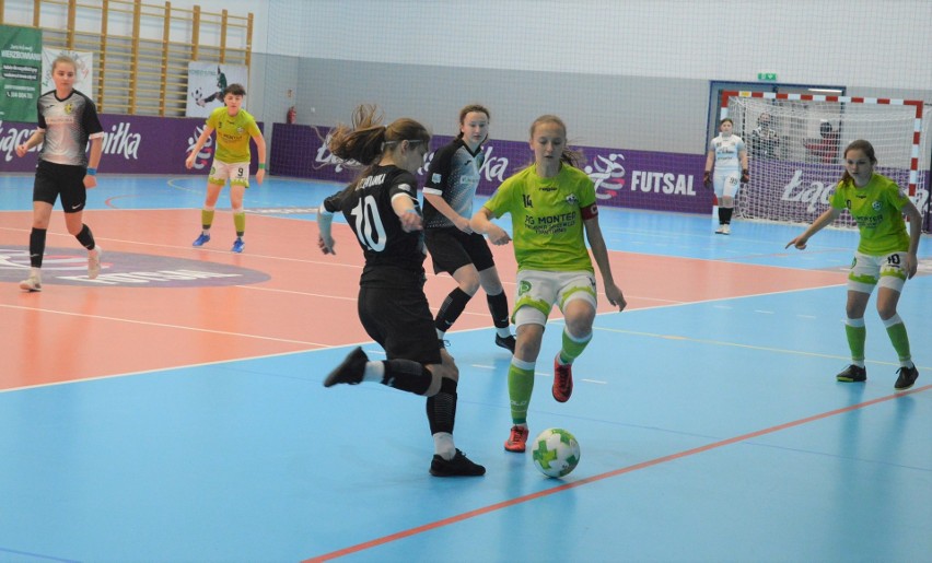 Futsal dziewcząt. Wierzbowianka w finale! Horror ze Staszkówką [AKTUALIZACJA]