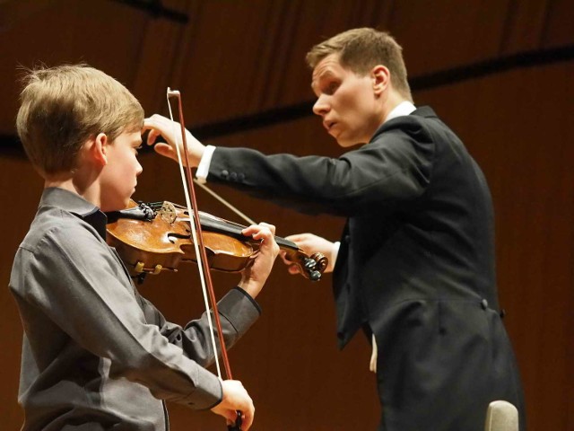 Koncert uczniów szkoły muzycznej w Filharmonii Koszalińskiej.