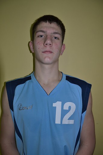 Szymon Kiwilsza (Żak Koszalin) rzucił 12 punktów i walnie przyczynił się do czwartkowego zwycięstwa polskich koszykarzy (U16) nad Włochami podczas Europejskiej Olimpiady Młodzieży w Utrechcie.