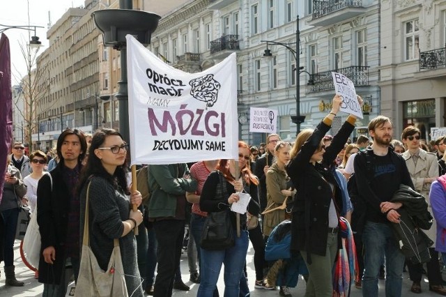 Protest przeciwko nowej ustawie aborcyjnej